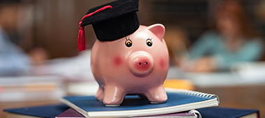 Education loans For Specialized Courses & University Students